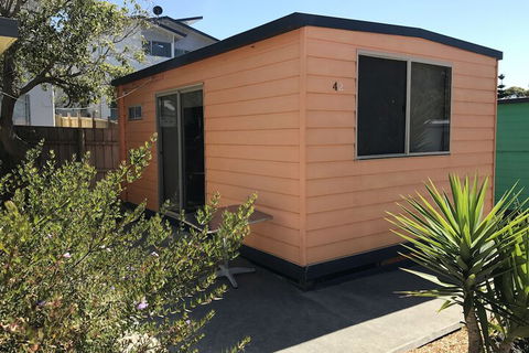 The Waterwheel Beach Cabins - Caravan Park - Accommodation ACT 3