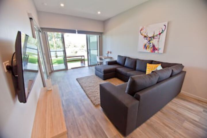 Miandetta TAS Accommodation ACT
