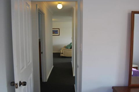 Maple Tree Cottage - Accommodation ACT 5