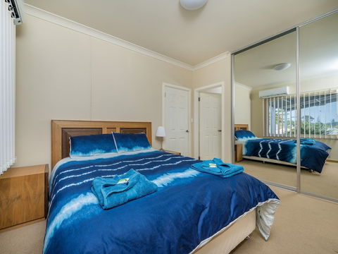 Seafront Unit 50 - Accommodation ACT 1