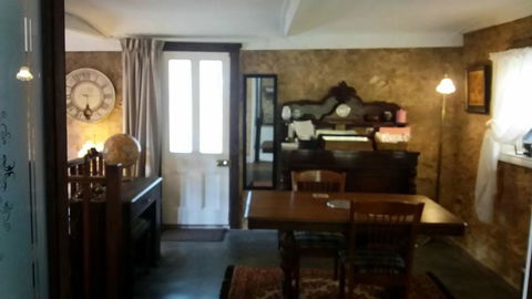 A La Folly - Accommodation ACT 2