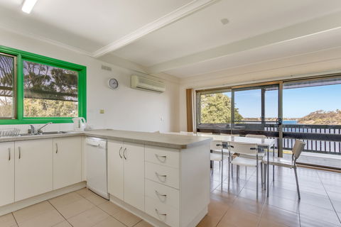 The Point - Accommodation ACT 5