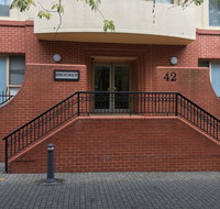 City Escape 3BD in Adelaides East End 5