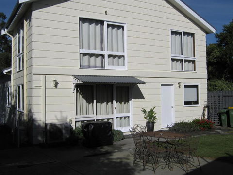 The Don Healesville - Accommodation ACT 3