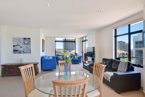 Crystal Waters 15 - Accommodation ACT 0