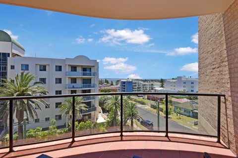 Crystal Waters 15 - Accommodation ACT 6