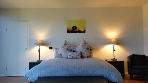 The Red Stag - Accommodation ACT 3