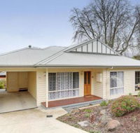 Edwards Rose - Accommodation ACT