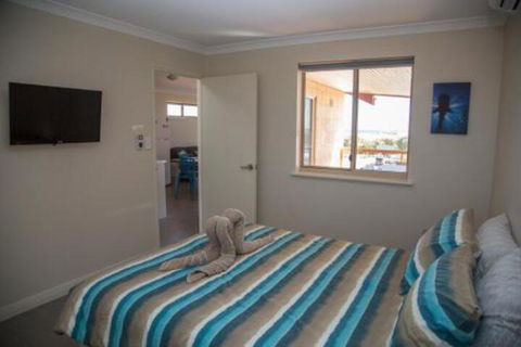 Peoples Park - Accommodation ACT 6