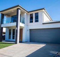 The Races Swanport - Accommodation ACT