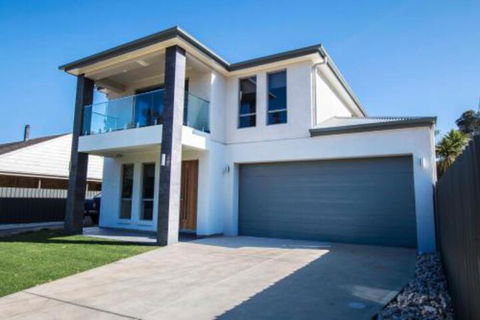 The Races Swanport - Accommodation ACT 0