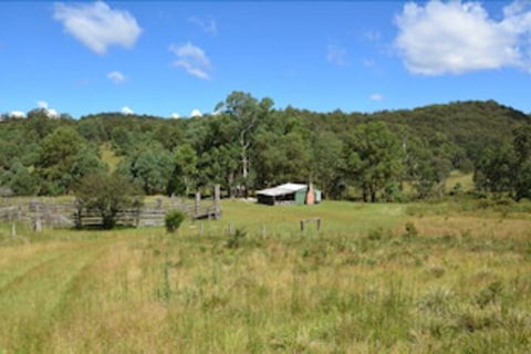 Four Bull Hut - Accommodation ACT 4