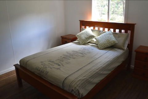 Four Bull Hut - Accommodation ACT 3