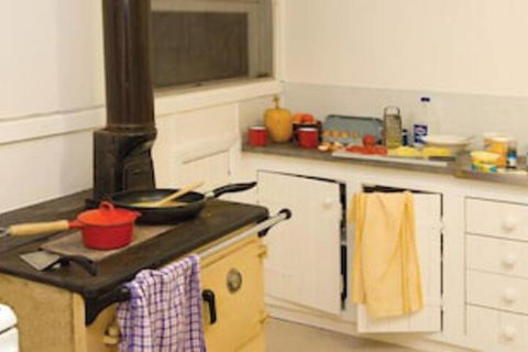 Inverary Homestead - Accommodation ACT 5