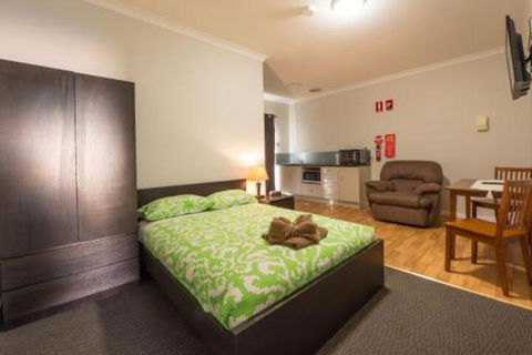Rhodeside Lodge - Accommodation ACT 0