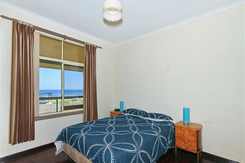 Sun & Fun - Accommodation ACT 7