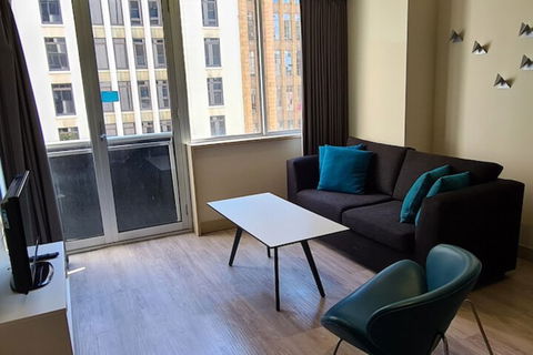 Absolute Collins - Accommodation ACT 5