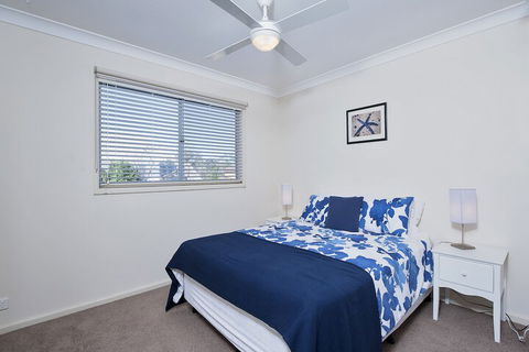 Sea Whispers - Accommodation ACT 3