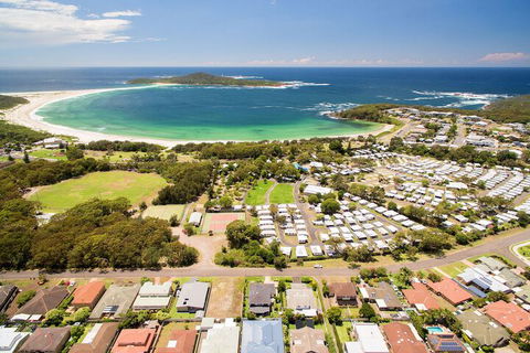 Sea Whispers - Accommodation ACT 4