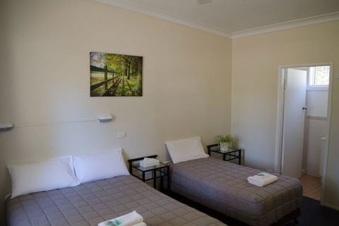 Fairway Lodge Motel - Accommodation ACT 5