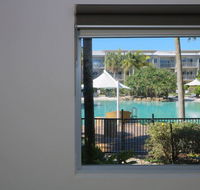 Lagoon Pool 2 Bedroom Spa Suite - Accommodation ACT