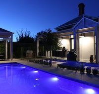 Hollidge House Apartments