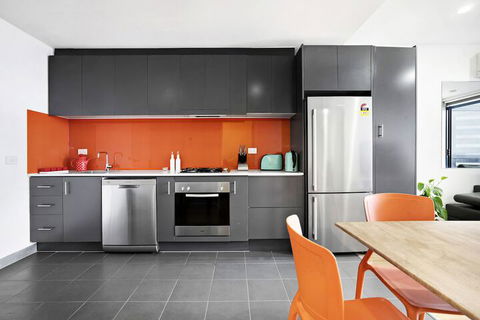 ZEE, 2BDR Southbank Apartment - Accommodation ACT 3