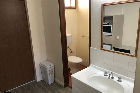 Brolga Hotel Motel - Accommodation ACT 2