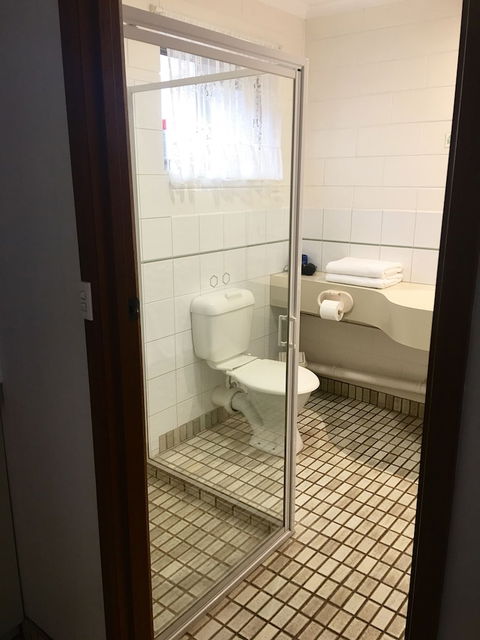 Sandbar Motel - Accommodation ACT 6