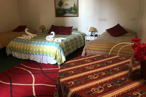 Cameron Lodge Cottage - Accommodation ACT 6