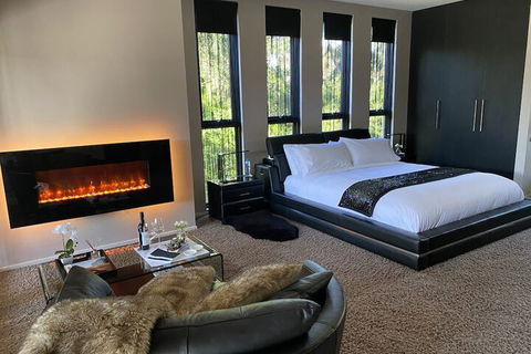 AmarÃ© Beachside Luxury - Accommodation ACT 1