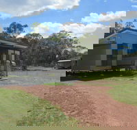 Just Red Wines Vineyard Cabins - Accommodation ACT