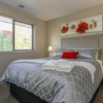 Sanctuary Close - Accommodation ACT 1