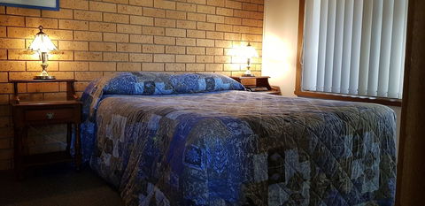 Colonial Motel And Serviced Apartments - Accommodation ACT 4