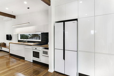 The Beach House 13 Market Street - Accommodation ACT 6