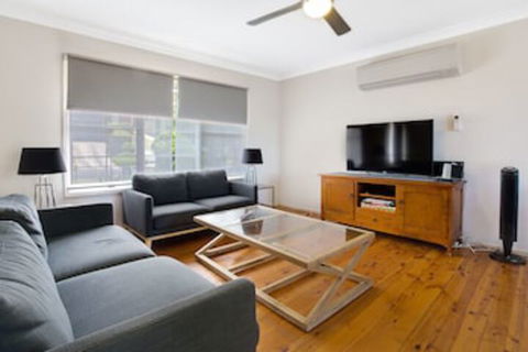 Summerside 43 Lentara Street - Accommodation ACT 0