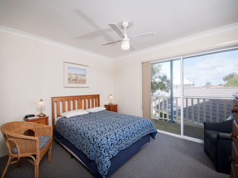 Robinson Street Sandcastles Townhouse 21 23 - Accommodation ACT 3