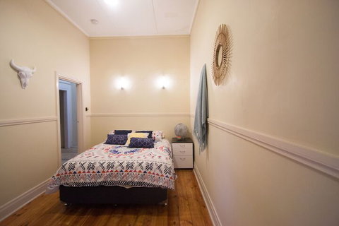 Charleston House - Mathoura - Accommodation ACT 4