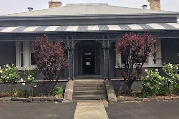 Newport Home Stay And Lodge - Accommodation ACT 5