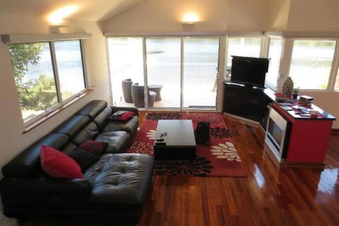 Silkwood Estate - Accommodation ACT 4