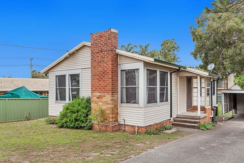 Cromarty Crescent 12 - Accommodation ACT 1