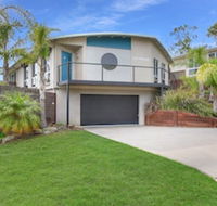 Lake House - Accommodation ACT