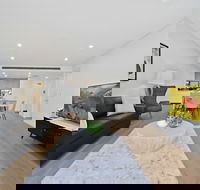 Ultra Modern Luxurious home in Tranquil Sydney - Accommodation ACT