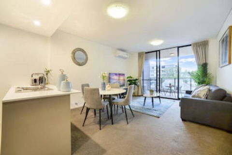 Charming & Spacious Living In A Serene Location - Accommodation ACT 0