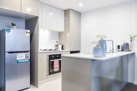 Charming & Spacious Living In A Serene Location - Accommodation ACT 2