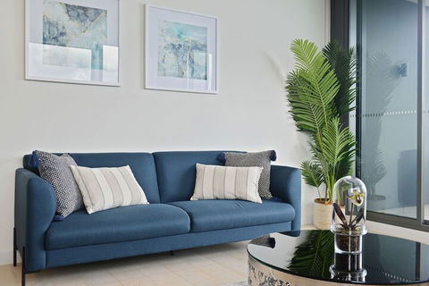 New Contemporary Apartment Near Macquarie Centre - Accommodation ACT 2