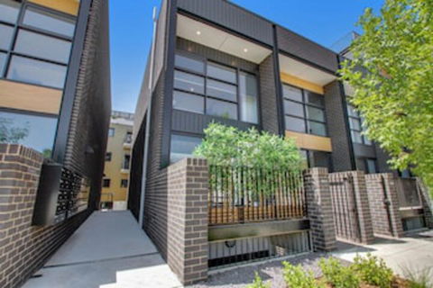 Accommodate Canberra - Parbery - Accommodation ACT 0