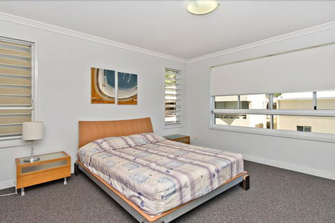 Deep Blue 8 - Accommodation ACT 4