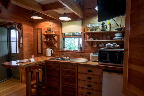 Guide Falls Cottage - Accommodation ACT 7
