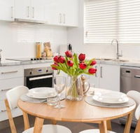 Understated Elegance Affordable Luxury - Accommodation ACT